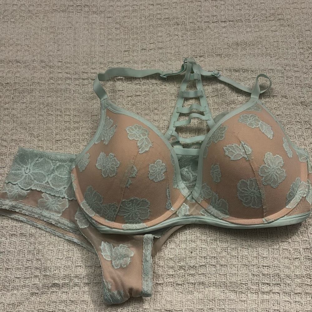 Lace bra set Victoria’s Secret